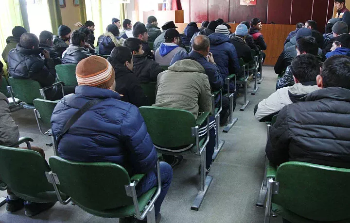 С начала года Центральный районный суд Тулы выдворил из России 38 мигрантов