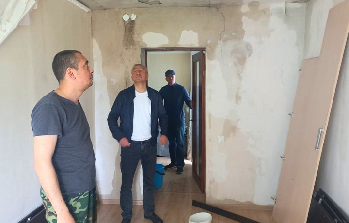 Сергей Балтабаев оценил ущерб от пожара в общежитии на улице Молодежной в Ефремове