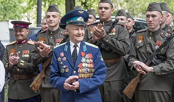Порядка 10 000 ветеранов ВОВ получили выплаты ко Дню Победы