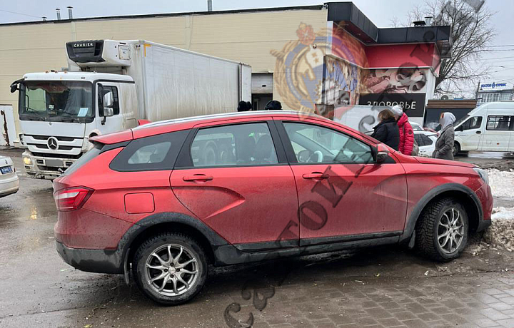 Тулячка на Lada Vesta сбила женщину-пешехода на Одоевском шоссе