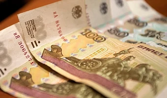 Суворовец заплатит 100 000 рублей за участие в мошенничестве вида "ваш родственник попал в ДТП"