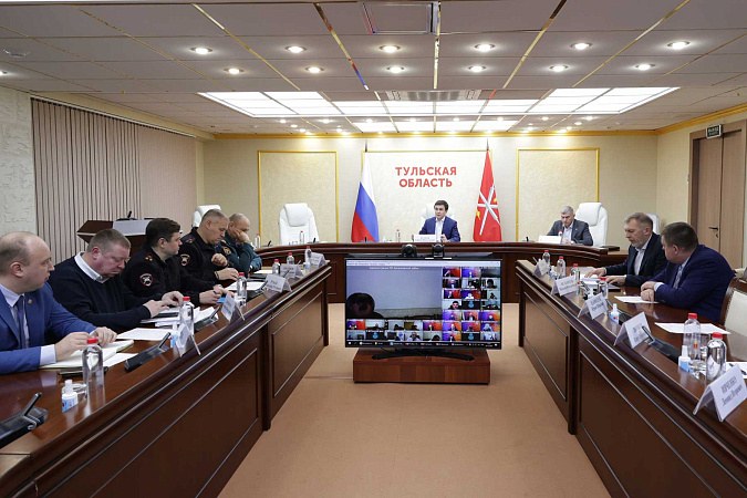 Дорожные и коммунальные службы в Тульской области перевели в усиленный режим работы