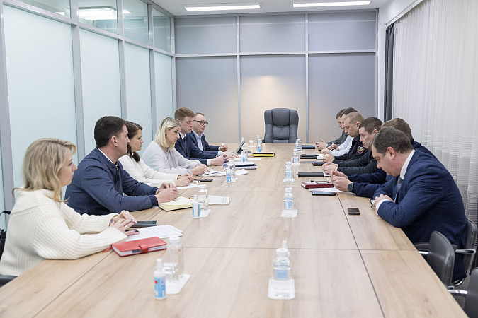 Хаотичную парковку в Туле назвали системной проблемой