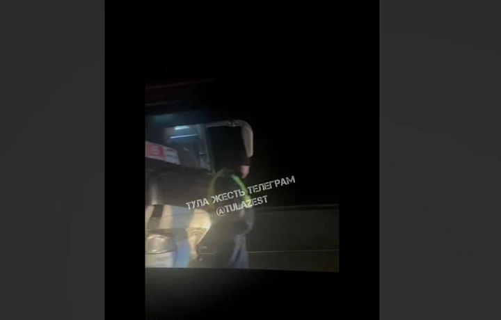 В ДТП с автобусом на Калужском шоссе Тулы погибла водитель автомобиля Nissan