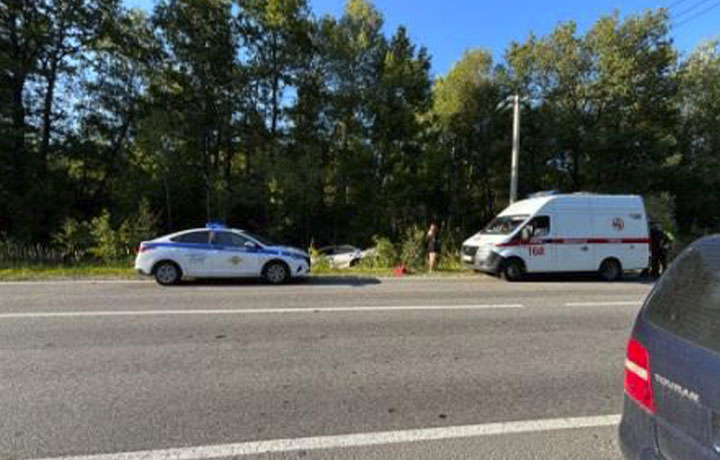 В Алексине водителя «Ниссана» госпитализировали в результате ДТП