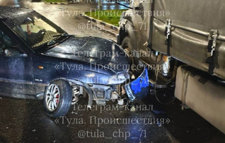 В Щекине ищут свидетелей ДТП с иномаркой и фургоном