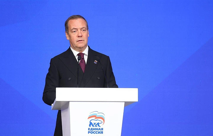 В Тулу 4 декабря прибыл зампред Совета Безопасности РФ Дмитрий Медведев