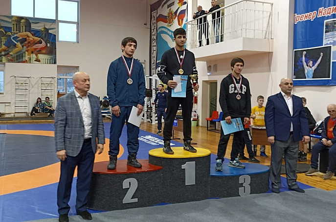 Тульские борцы завоевали медали чемпионата ЦФО