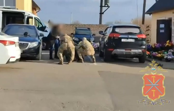 Тульские полицейские задержали банду калининградских дропперов, похитивших 25 млн рублей