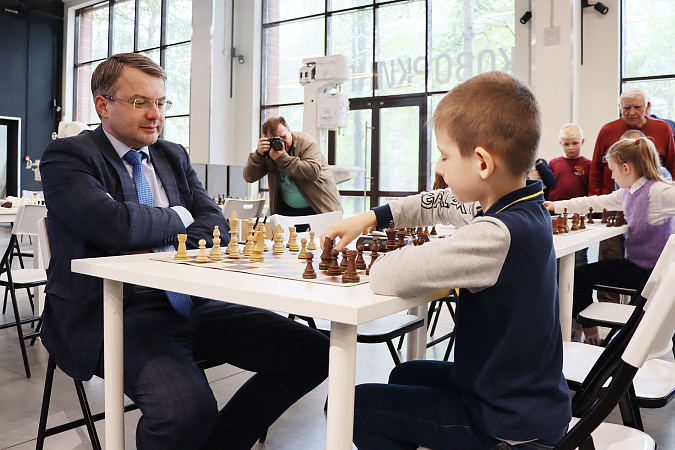 В Туле завершился региональный этап соревнований по шахматам «Дебют» среди школьников