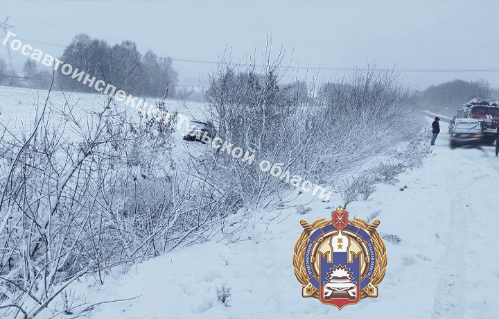 Автомобиль Changan съехал в кювет на трассе Тула - Белев