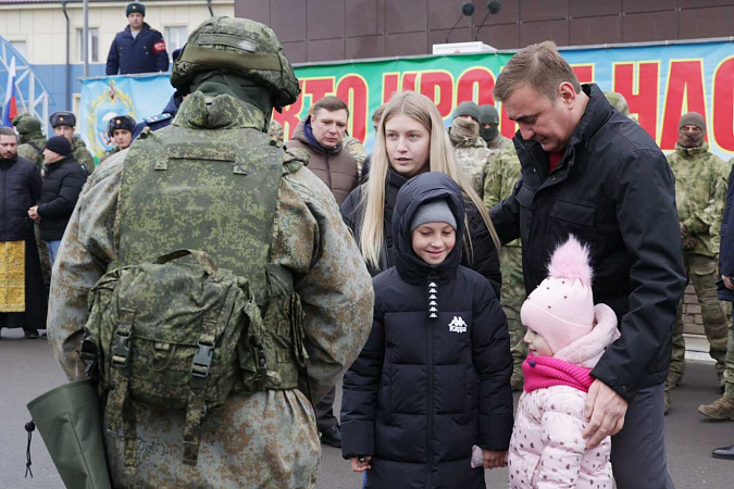 Губернатор Тульской области проводил мобилизованных к месту выполнения боевых задач