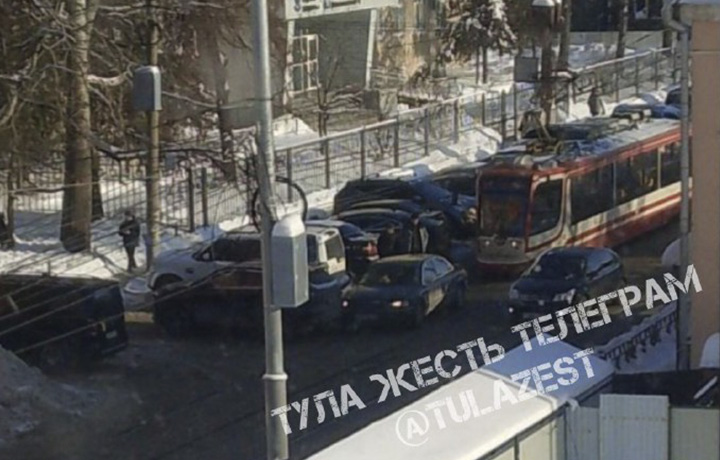 В Туле из-за ДТП остановлено движение трамваев на улице Коминтерна
