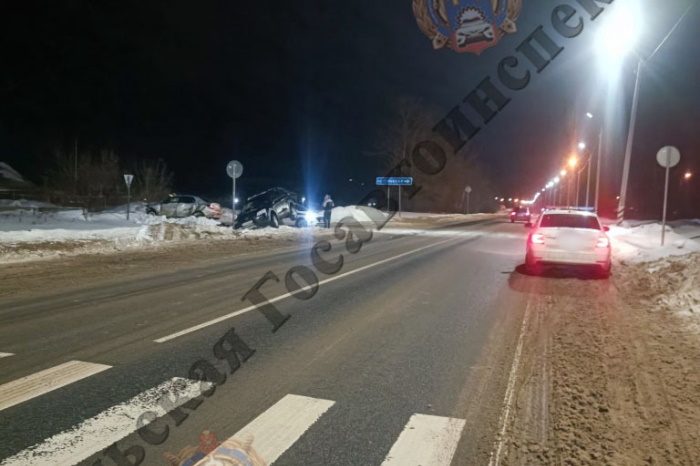 В Ленинском районе Тулы водитель иномарки устроил ДТП при повороте налево