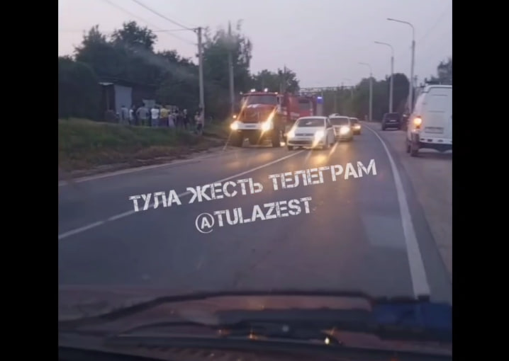 В Хрущево загорелся частный дом