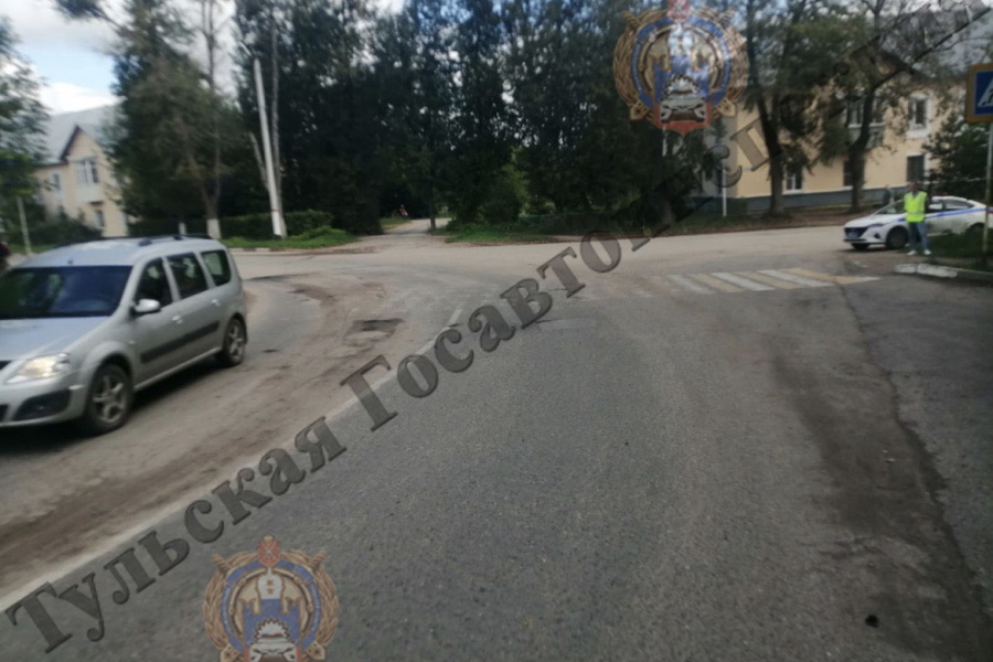 Иномарка сбила пешехода на улице Ленина в Алексине