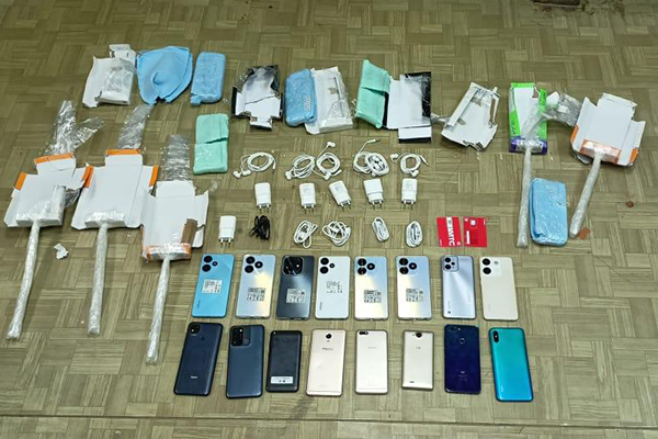 Туляк пытался пронести 16 телефонов и 6 наушников в колонию