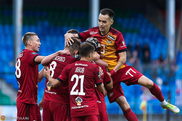 В Туле начался матч «Арсенала» против «Акрона»