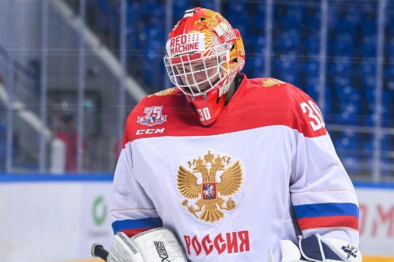 Спортсмен из Новомосковска стал победителем международного хоккейного турнира