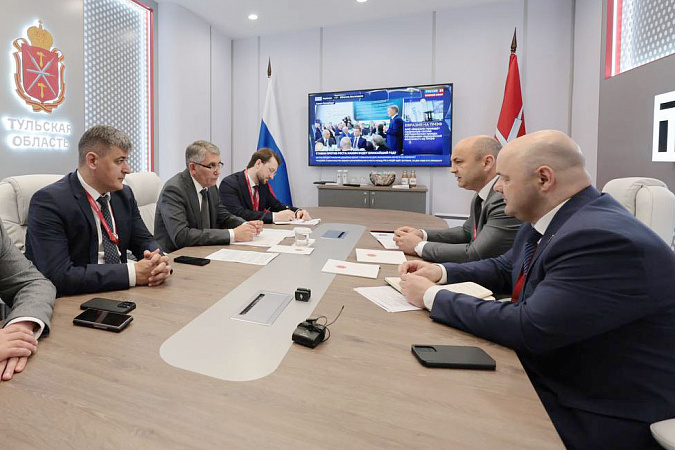 Тульский губернатор Миляев встретился с послом Беларуси в РФ Рогожником