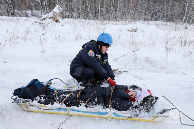 В Тульской области сотрудники МЧС провели учения по спасению людей
