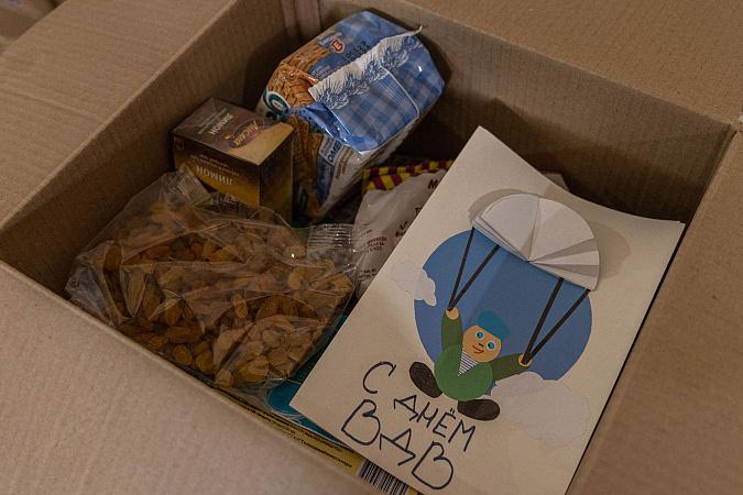 Тульские военные получат подарки ко Дню ВДВ по инициативе Алексея Дюмина