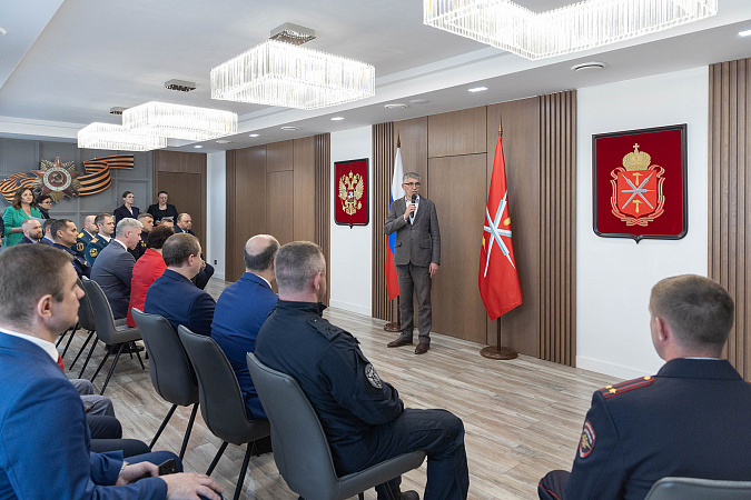 В Туле вручили награду «Участник военного парада»