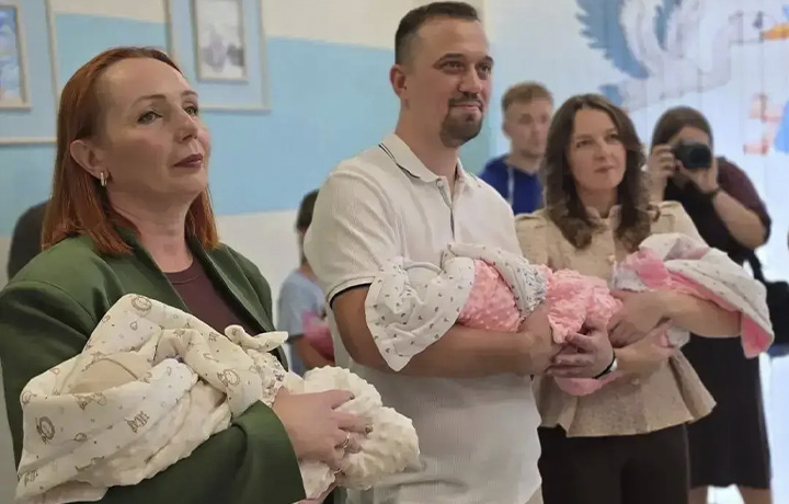 За рождение тройни семья из Тульской области получила 10 млн на жилье