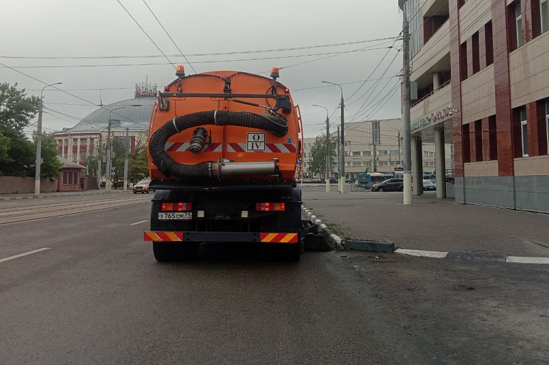 Уборка городских улиц продолжилась в Туле 29 июня — ТСН 24