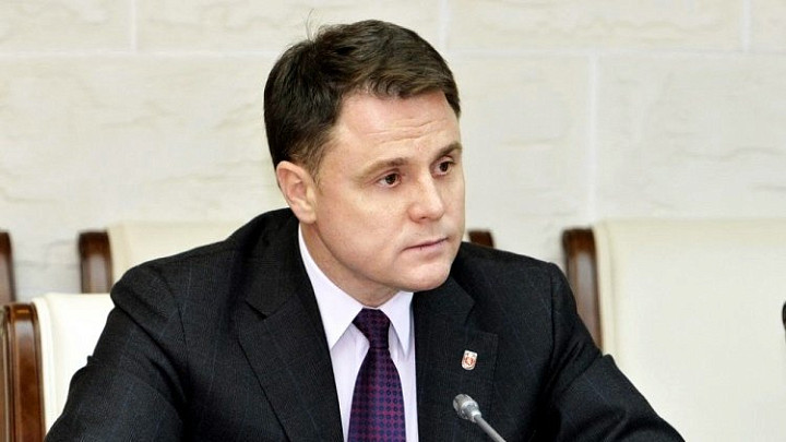 Бывший глава Тульской области Владимир Груздев стал заслуженным юристом России