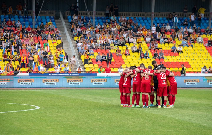 Матч тульского «Арсенала» с «Нефтехимиком» в Нижнекамске закончился со счетом 0:0