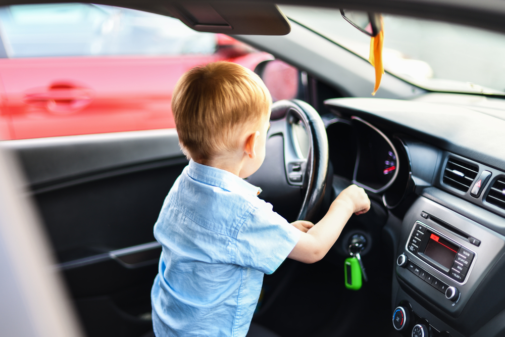 Почти 2 000 тульских водителей подвергли детей опасности в 2023 году – в ГИБДД раскрыли статистику нарушений