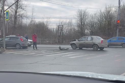 В Туле на трассе М-2 в районе Щекина ДТП собрало пробку