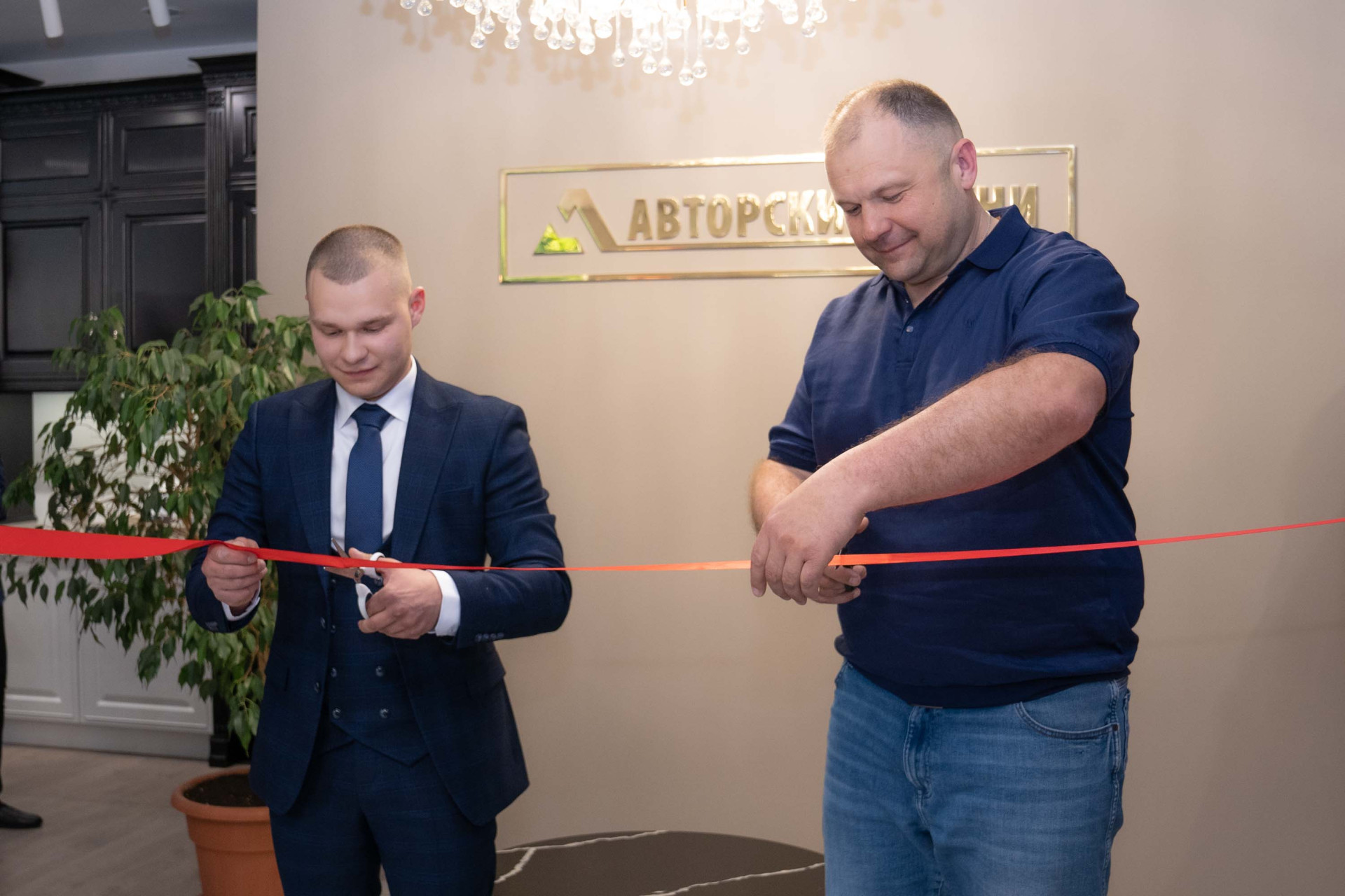 В Туле открылся салон корпусной мебели «Авторские кухни»