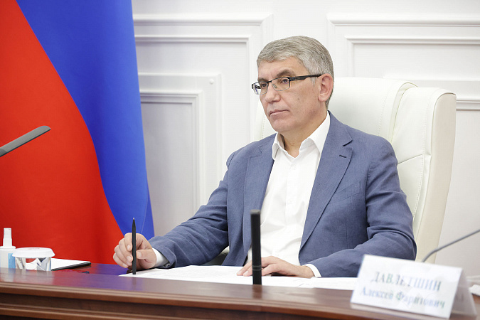 В Тульской области обновляют 15 памятников ВОВ