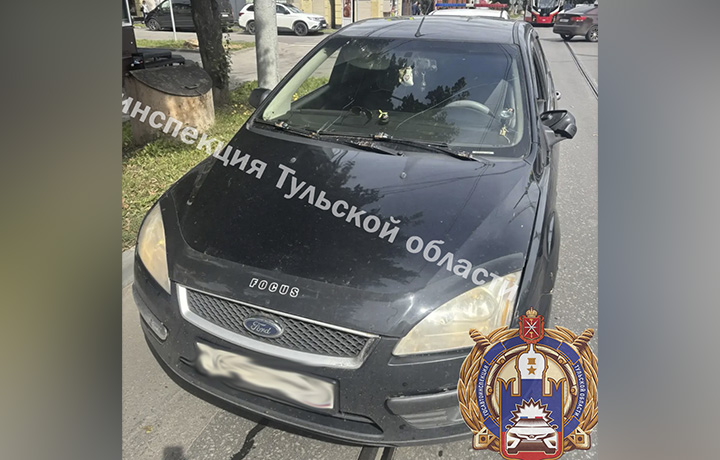 В Туле автомобиль Ford Focus сбил пешехода на нерегулируемом переходе