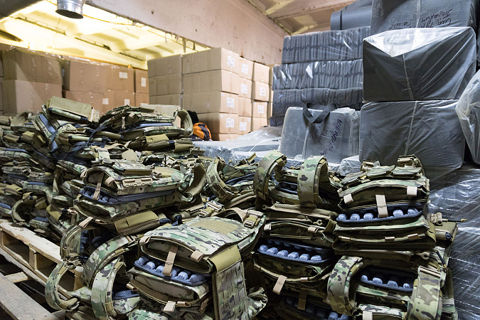 По поручению губернатора Алексея Дюмина для тульских бойцов в зону СВО направят крупную партию груза