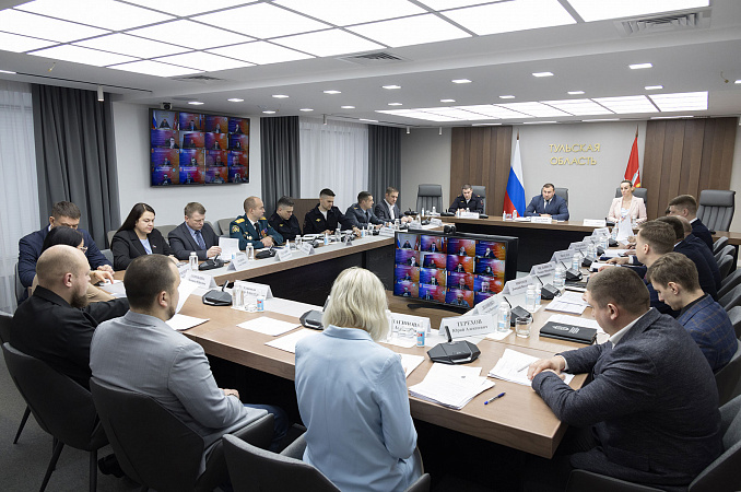 В Тульской области обсудили меры безопасности на дорогах в новогодние праздники