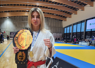 Тулячка Анна Фатеева одержала победу на чемпионате России по рукопашному бою