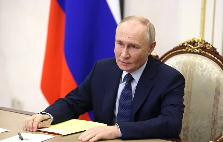 Уровень доверия россиян Владимиру Путину составил 79%