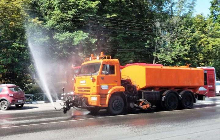 За сутки с улиц Тулы вывезли 20 кубометров смета