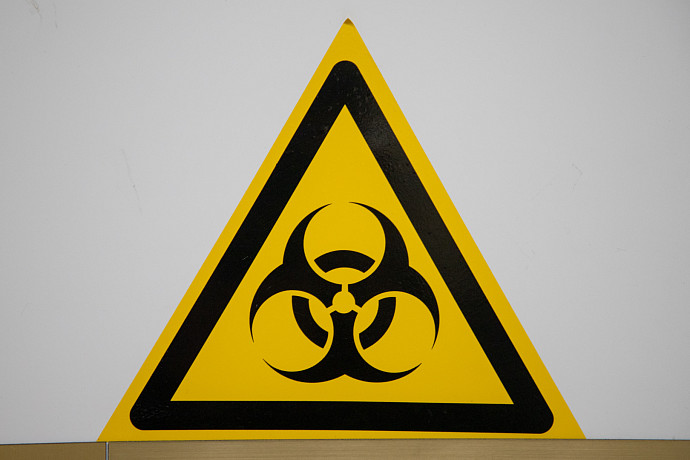 Гинцбург допустил появление более тяжелой мутации коронавируса