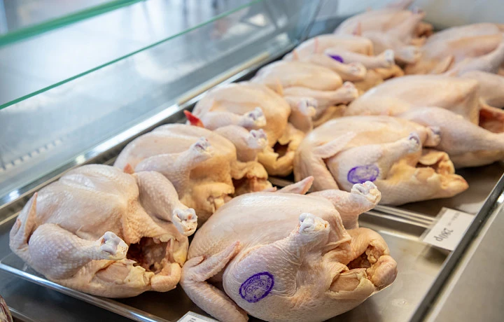 В Правительстве РФ пообещали снижение цен на курицу и яйца