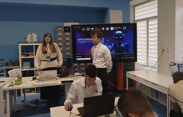 В Туле впервые проходит Всероссийский турнир по робототехнике