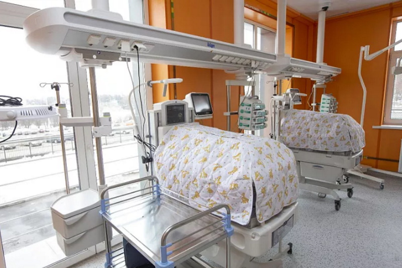 Врачи Тульского перинатального центра впервые провели длительный диализ новорожденной