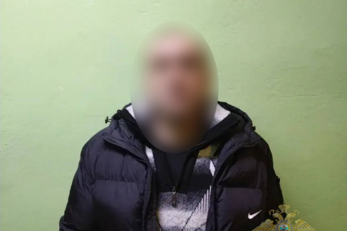 В Кимовске полицейские через задержанного с пакетиком марихуаны вышли на крупного поставщика