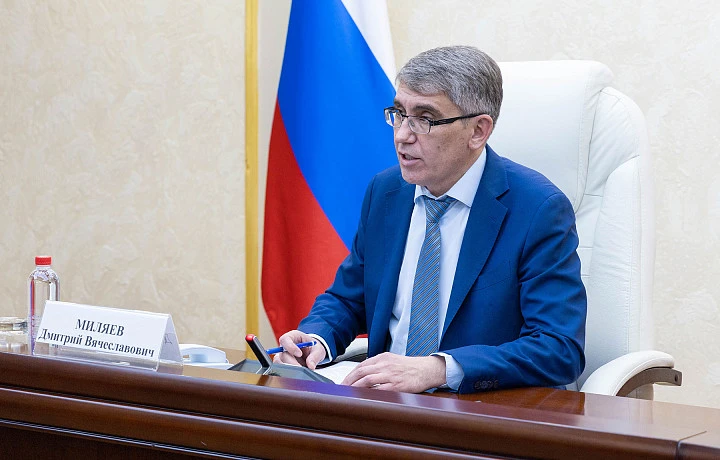 Дмитрий Миляев поздравил железнодорожников с их праздником