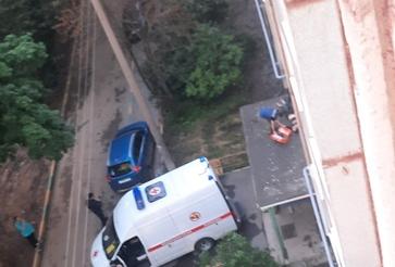 Мужчина выпал из окна на улице Пузакова в Туле