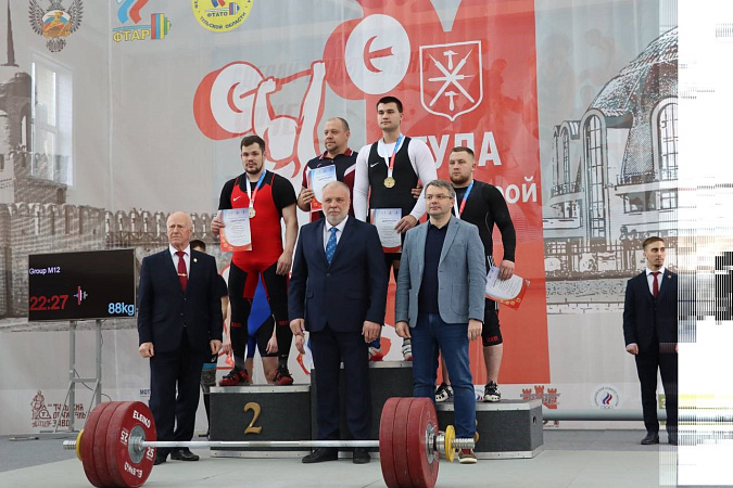 В Туле завершились чемпионат и первенство ЦФО по тяжелой атлетике