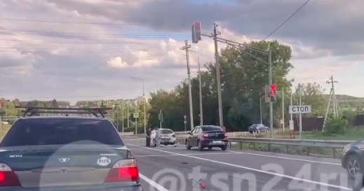 Под Тулой столкнулись два автомобиля